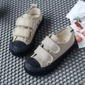 Toddle canvas shoe